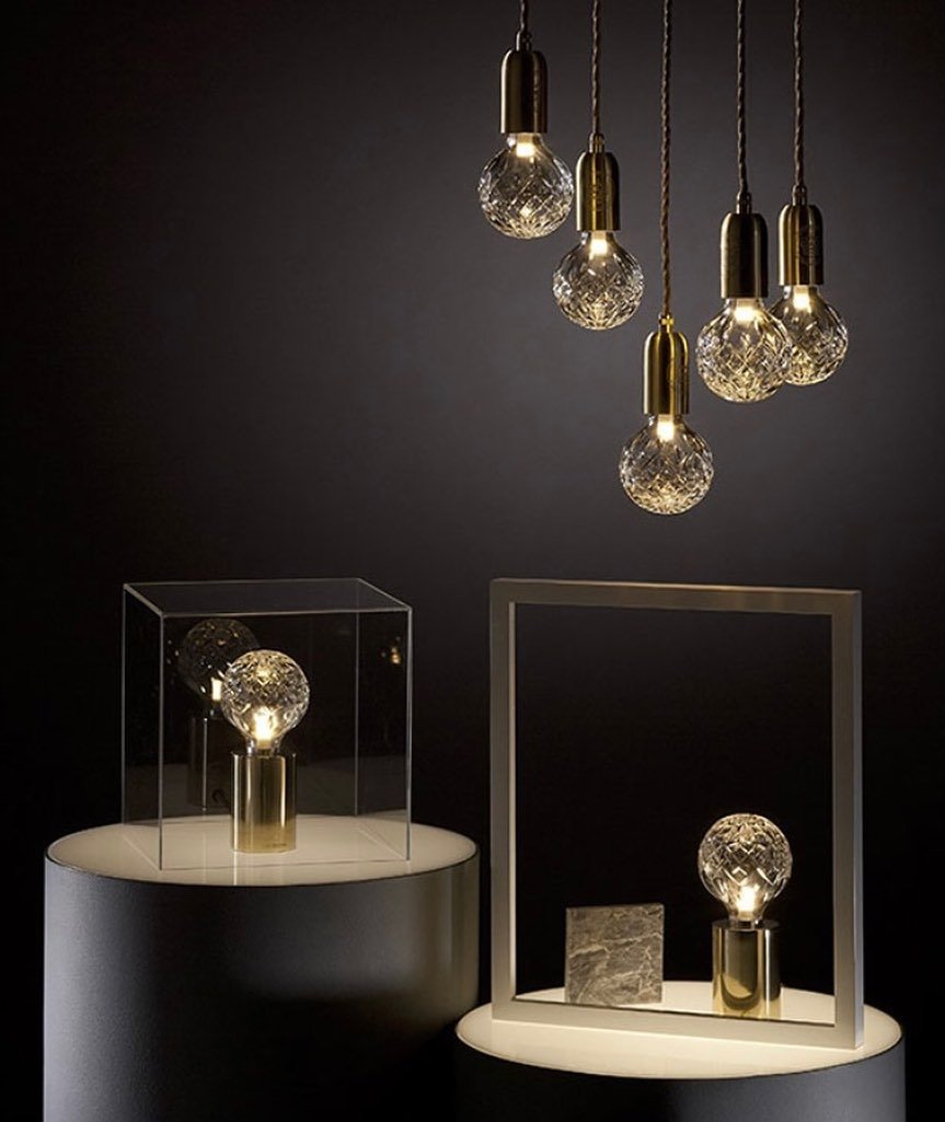 Crystal Table Lamp Brass Base with Cut Glass Shade - Product detail 9