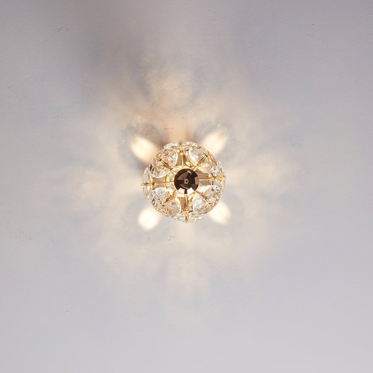 Crystal Sphere Ceiling Light Gold Frame Glass Globe Design - Product detail 7