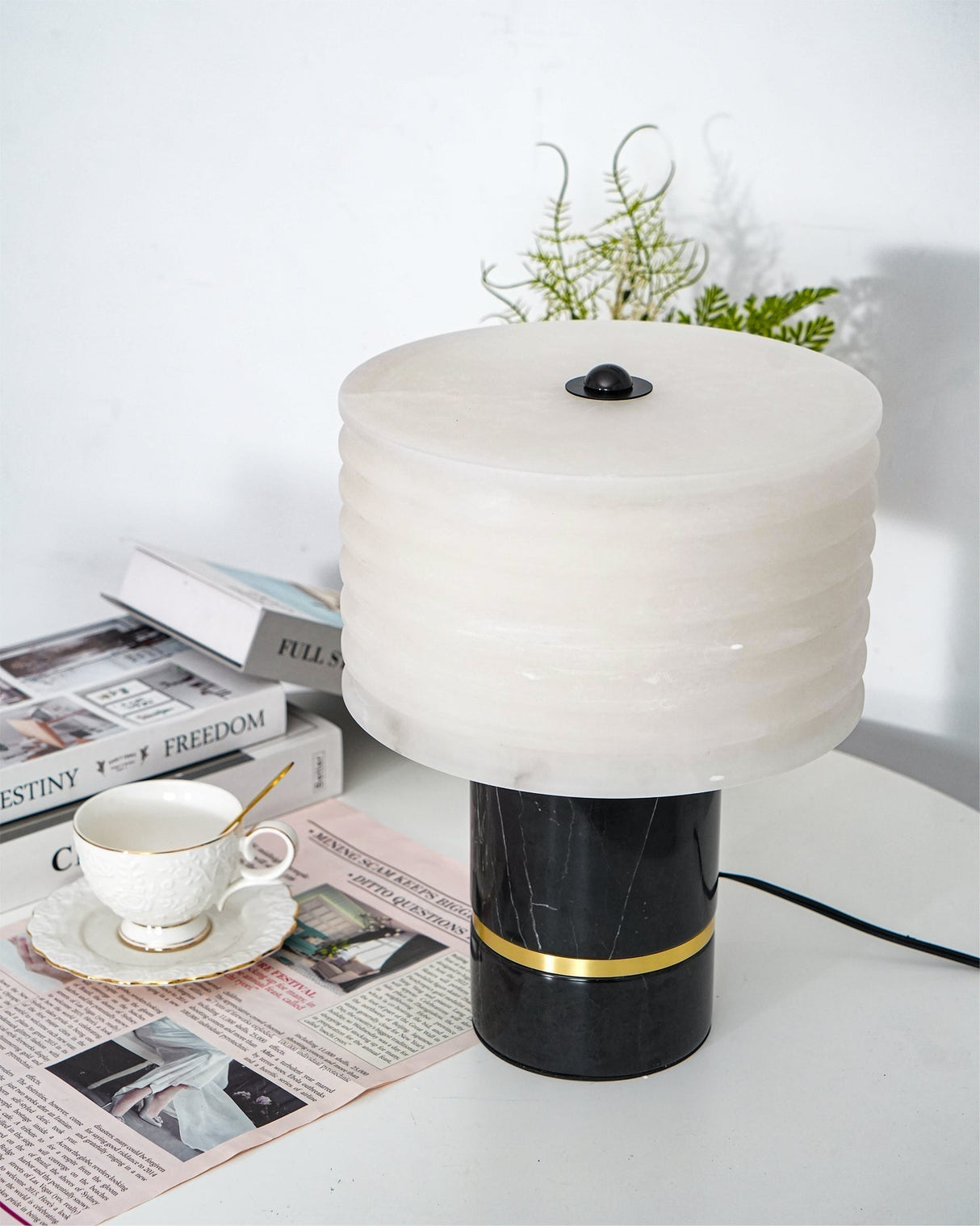 Modern Marble Table Lamp Black Base Gold Accent - Product detail 5