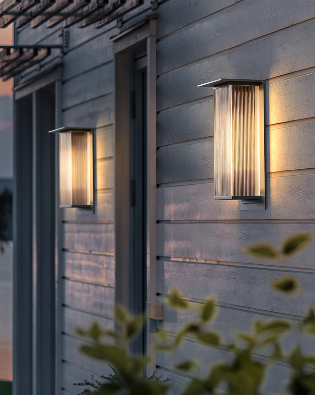 Modern LED Wall Light Ribbed Glass Outdoor Sconce - Product detail 5
