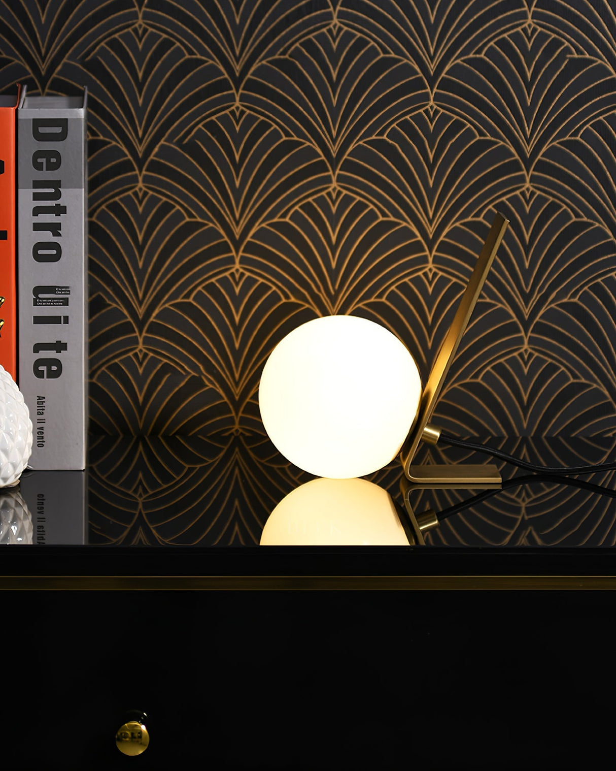 Modern Table Lamp Brass Frame Glass Globe Design - Product detail 7