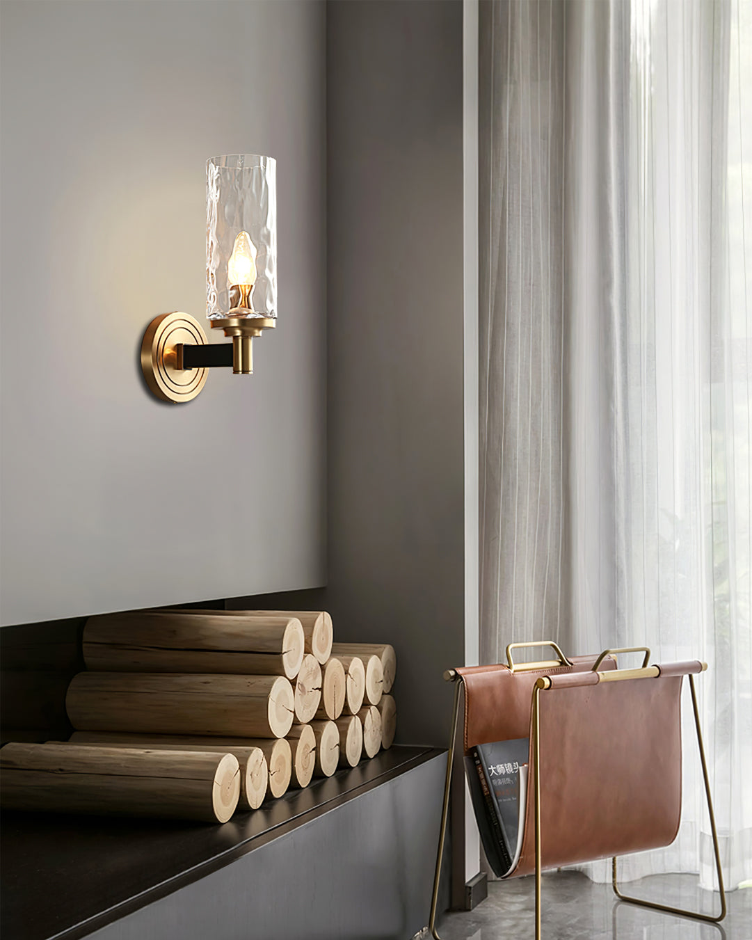 Modern Glass Wall Light Textured Crystal Shade with Brass Finish - Product detail 13