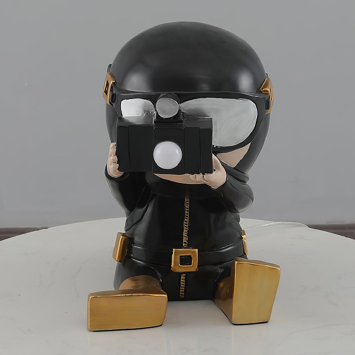 Contemporary Diver Table Lamp Decorative Resin Figurine Light - Detailed view