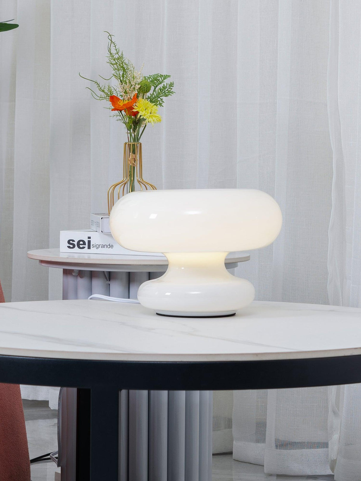 Modern LED Table Lamp Ring Shape Design With Soft Glow - Product detail 8