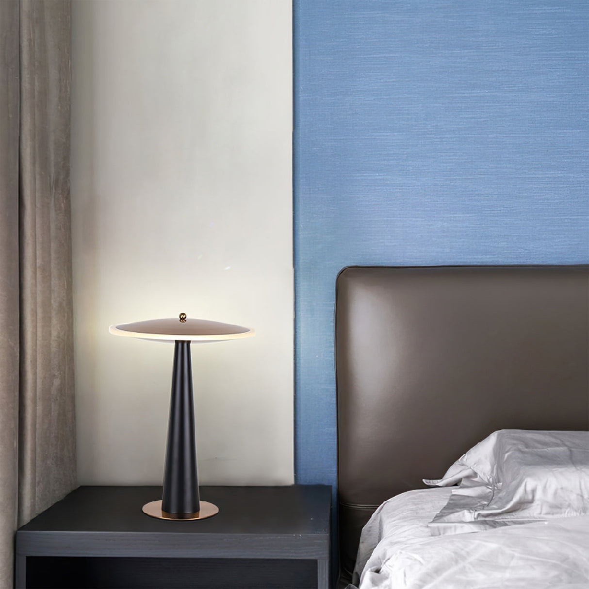 Modern LED Table Lamp Black Gold Drum Design - Product detail 5