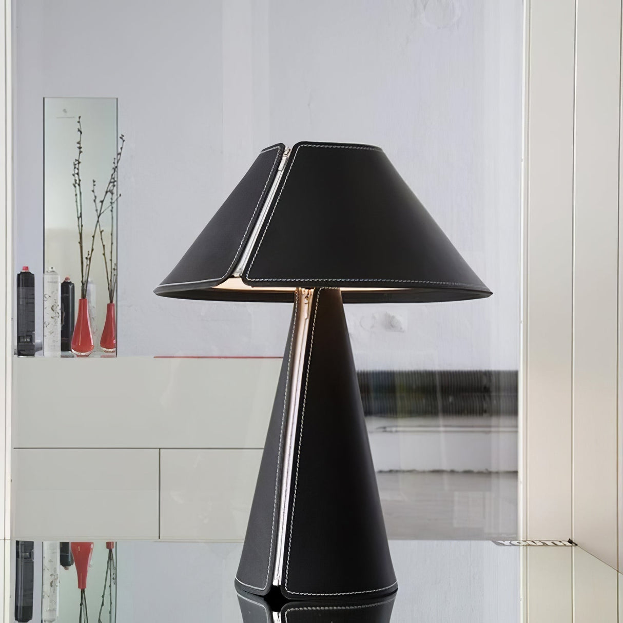 Modern Leather Table Lamp  Zipper Detail Design - Product detail 4