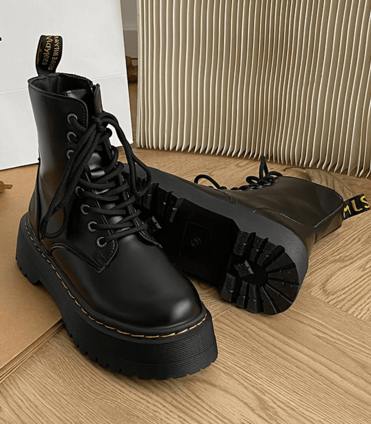 Platform Combat Boots  Black Leather Lace-Up Design - Product detail 7