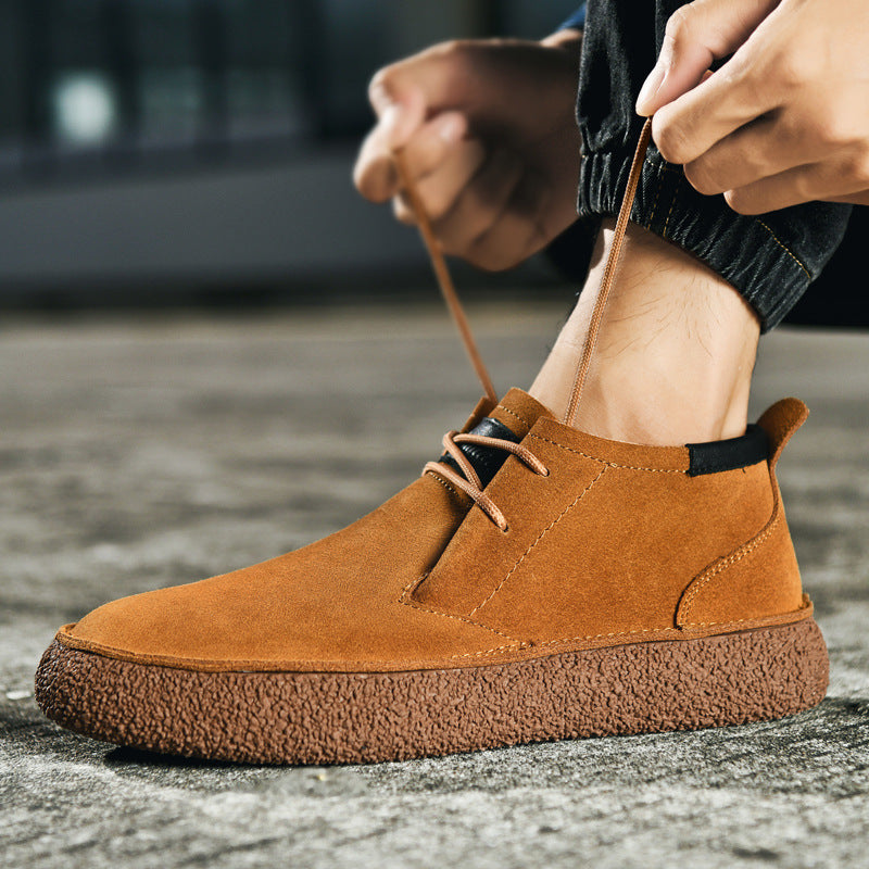 Casual Suede Chukka Boots Textured Crepe Sole Design - Detailed view