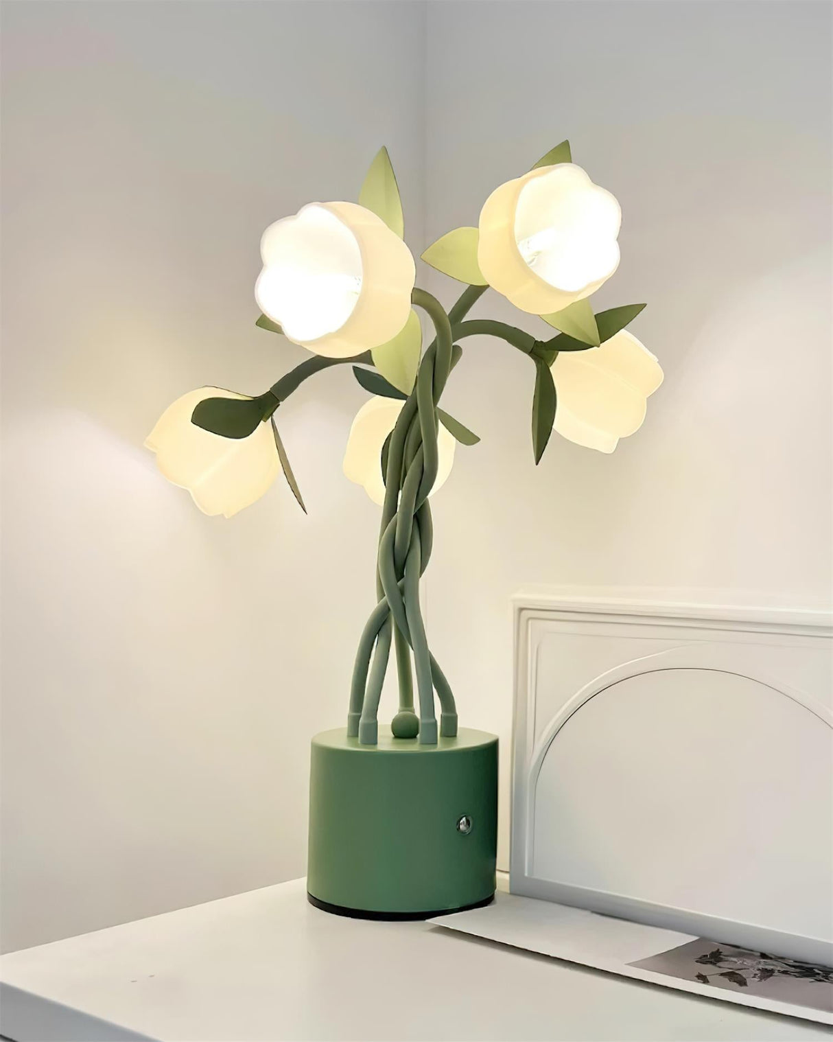 Floral Table Lamp White Tulip Design With Green Base - Product detail 6