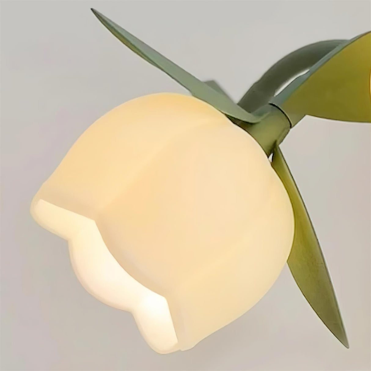 Floral Table Lamp White Tulip Design With Green Base - Product detail 11
