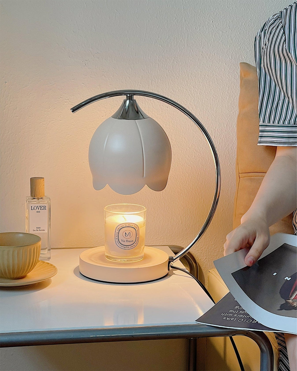 Floral Table Lamp Pink Petal Shade With Candle Warmer - Product detail 8