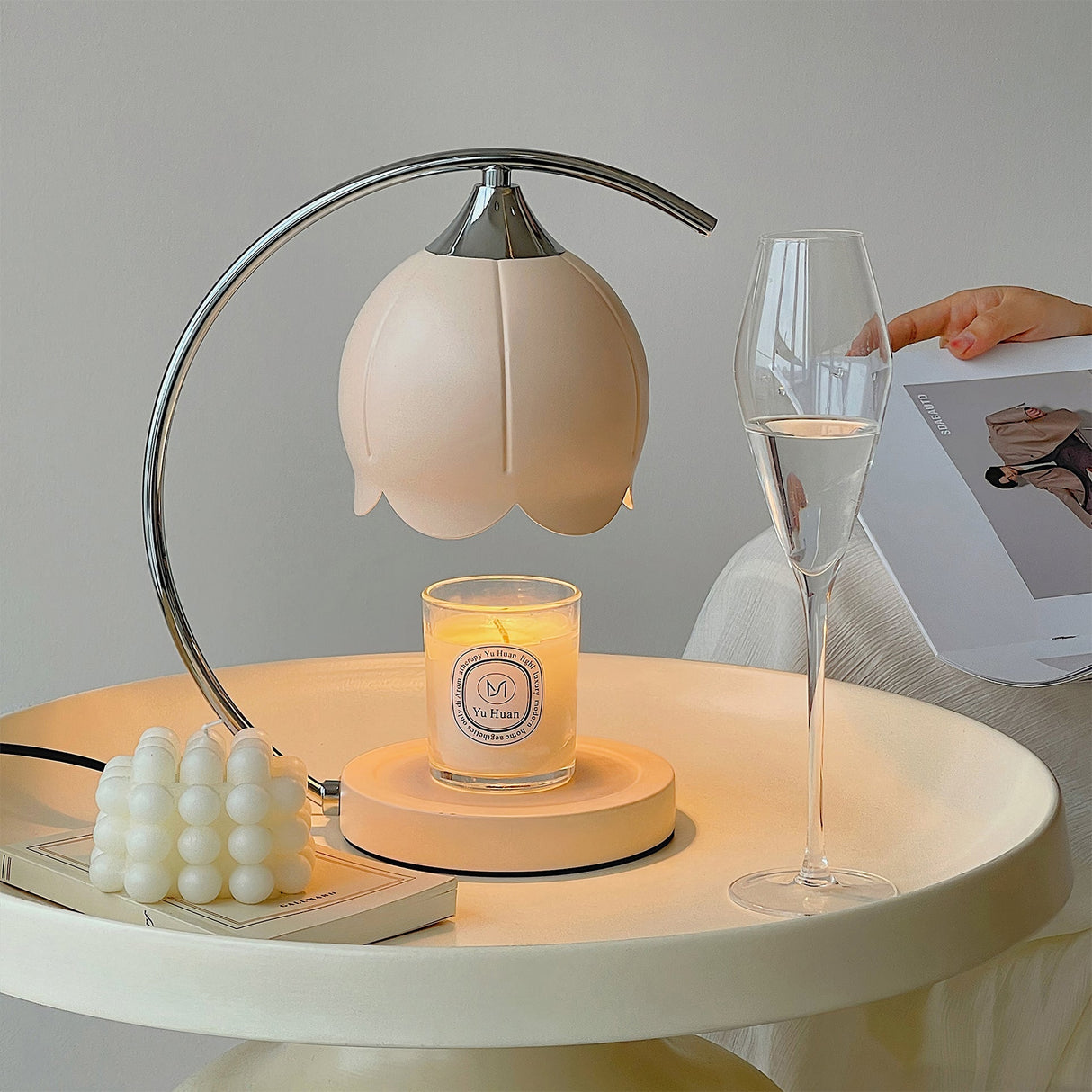 Floral Table Lamp Pink Petal Shade With Candle Warmer - Product detail 9