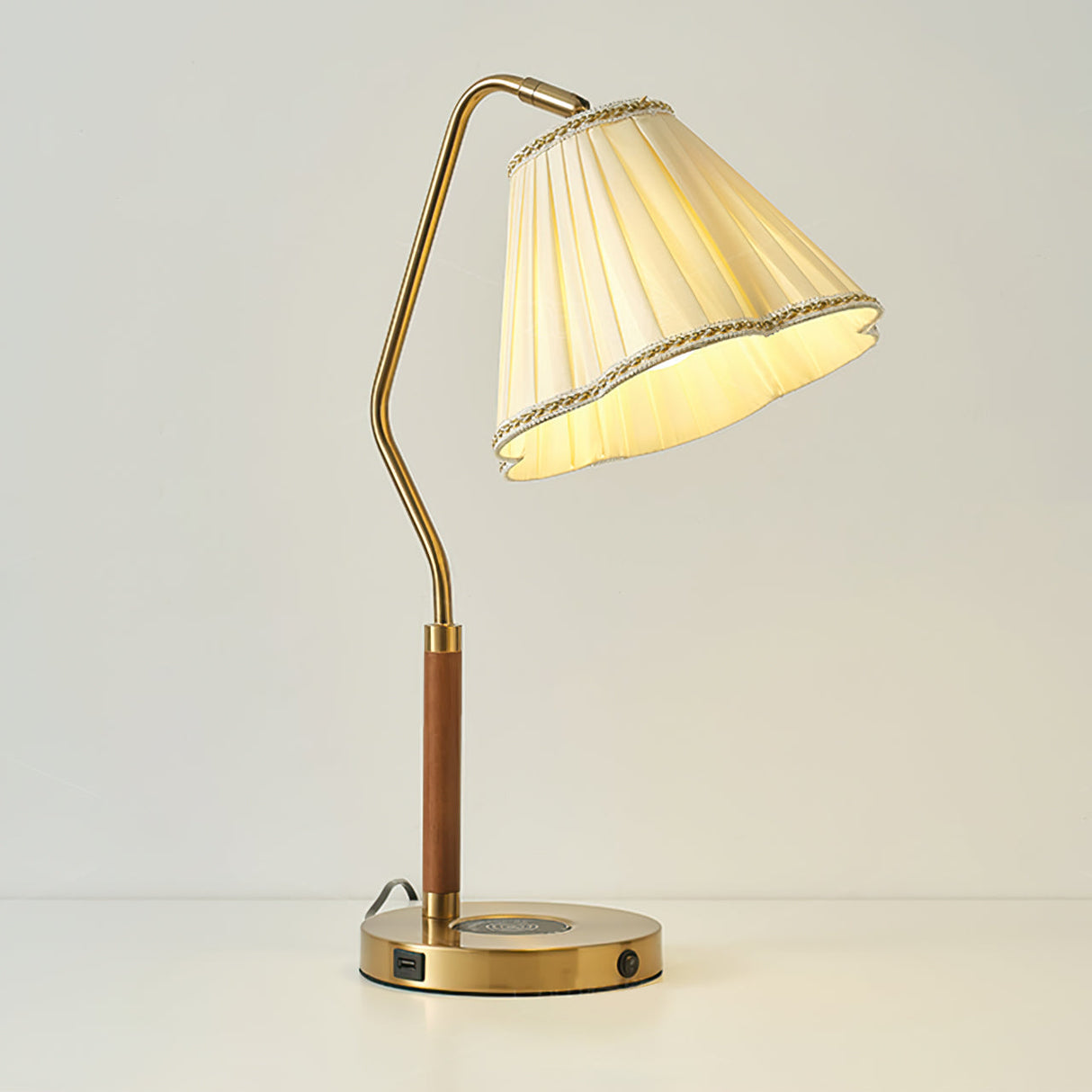 Vintage Table Lamp Brass Base with Pleated Shade - Product detail 25