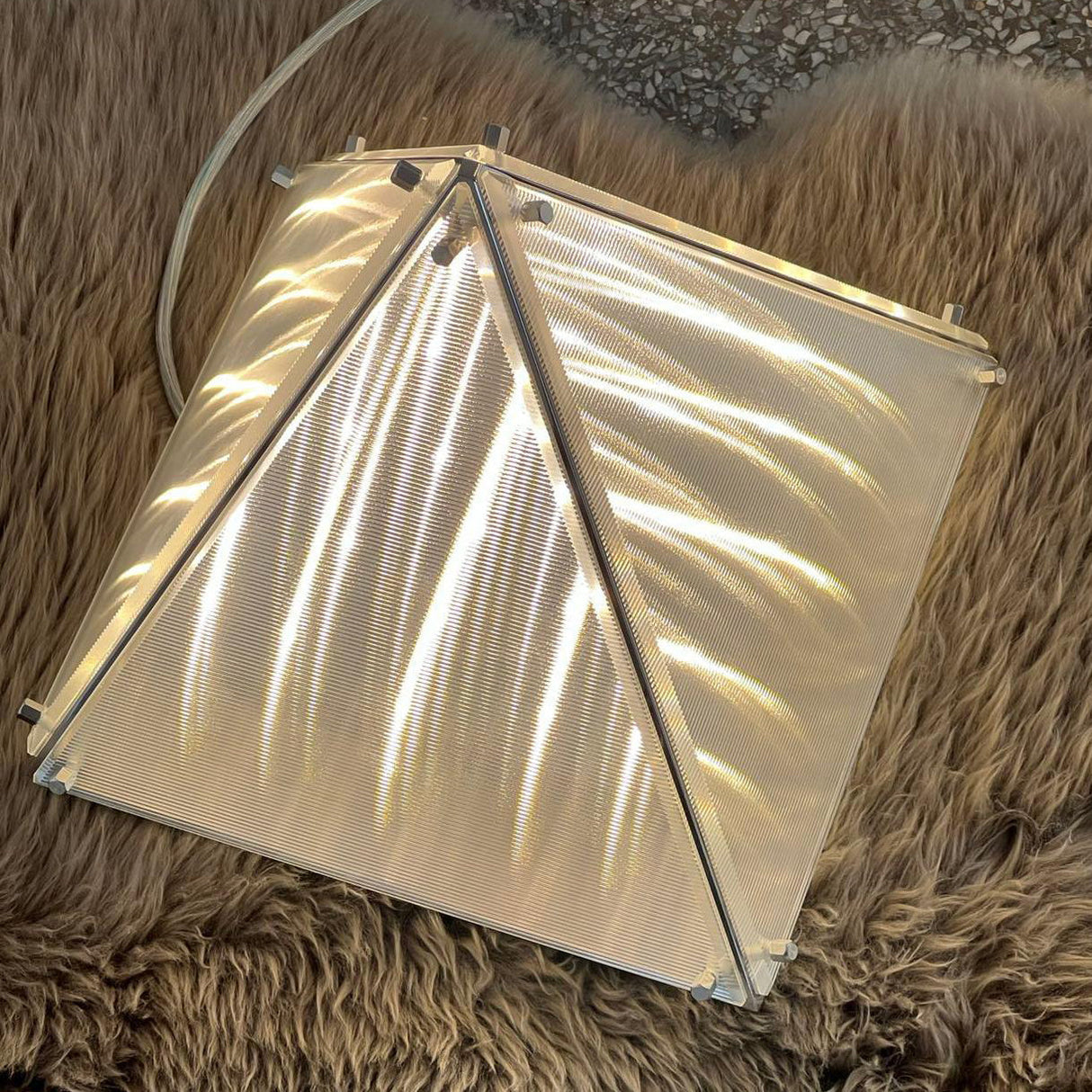 Modern Triangle Table Lamp Glass LED Design - Product detail 19