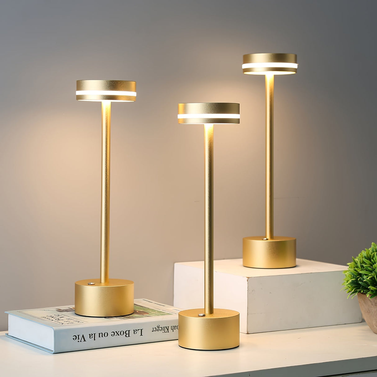 Modern LED Table Lamp Gold Metal Design with Warm Light - Product detail 23