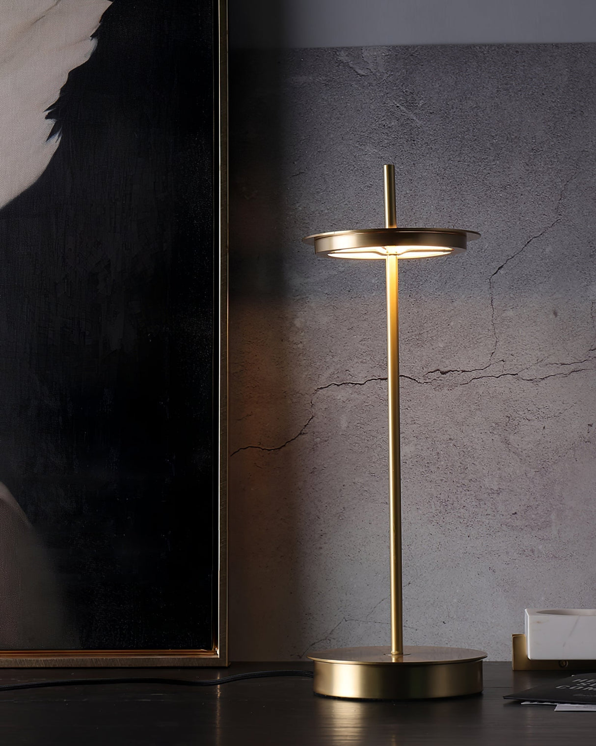 Modern Metal Table Lamp Floating Disc Design - Product detail 13