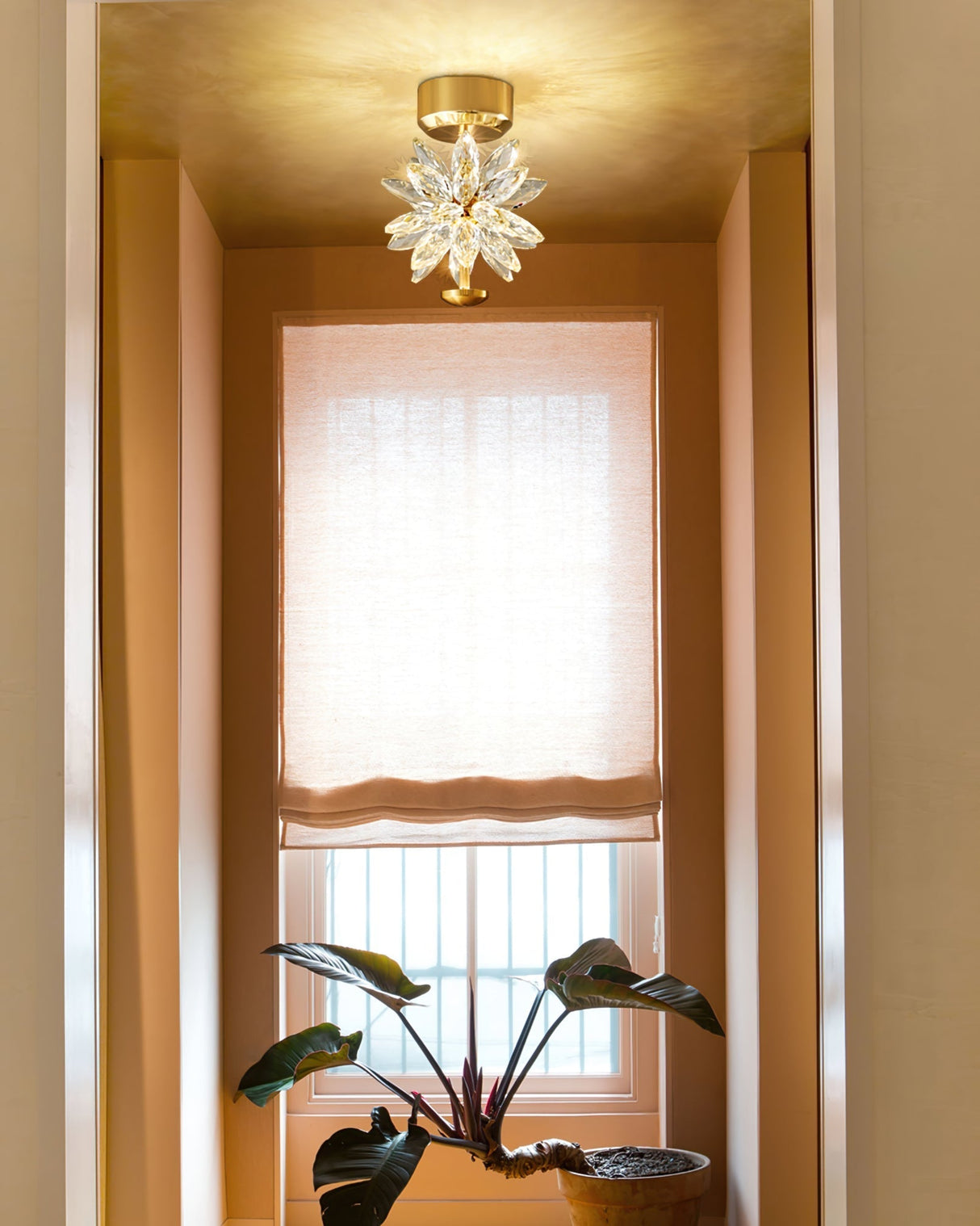 Crystal Flower Ceiling Light Gold Frame Floral Design - Product detail 11