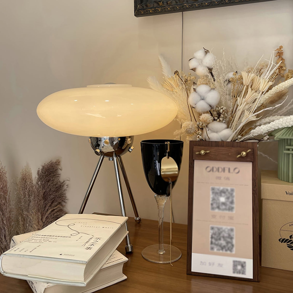 Modern Glass Table Lamp UFO Dome Design - Product detail 10
