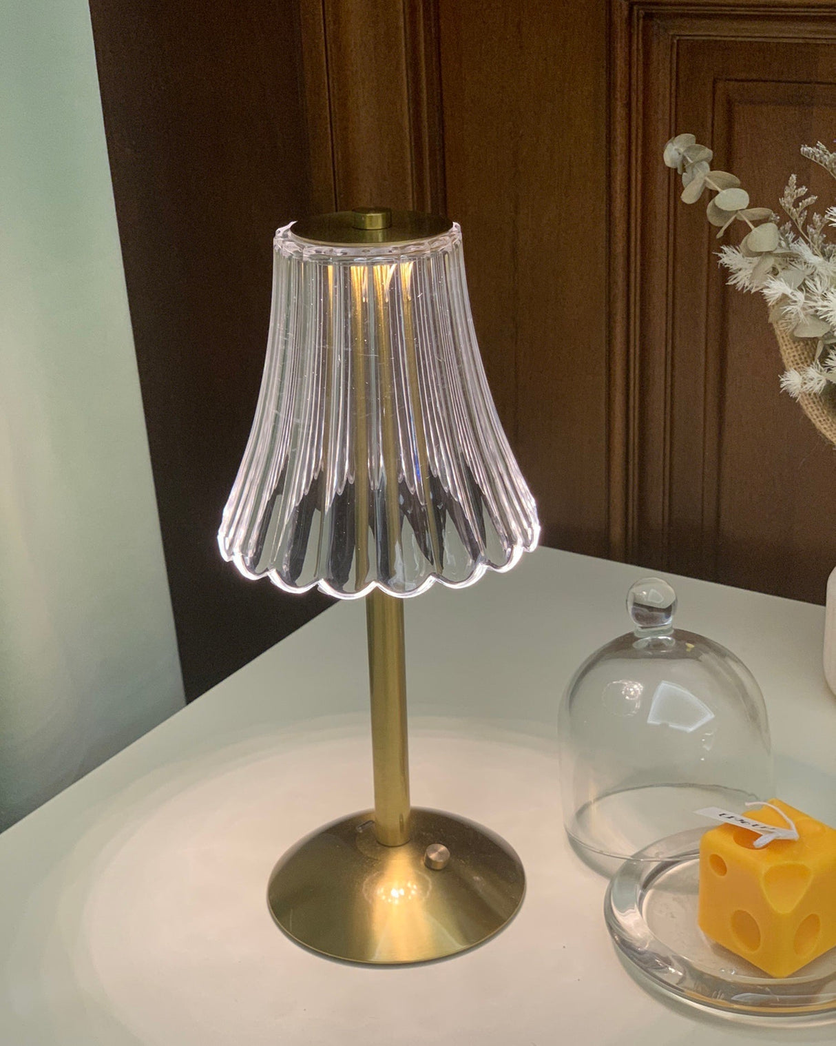 Modern Table Lamp Crystal Glass Shade With Gold Base - Product detail 12