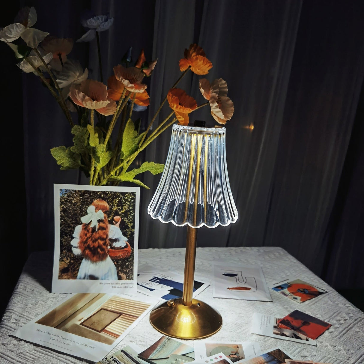Modern Table Lamp Crystal Glass Shade With Gold Base - Product detail 14