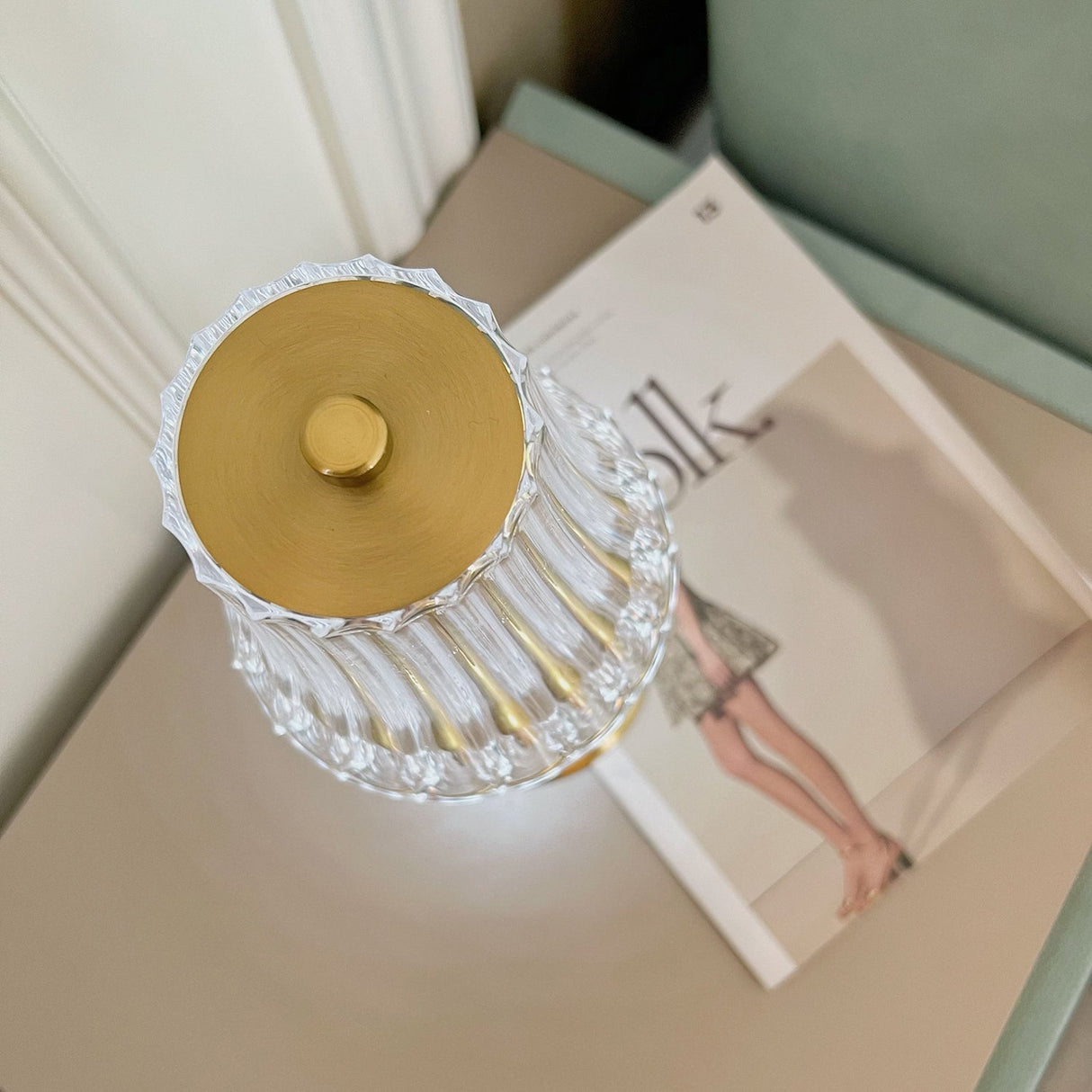 Modern Table Lamp Crystal Glass Shade With Gold Base - Product detail 27