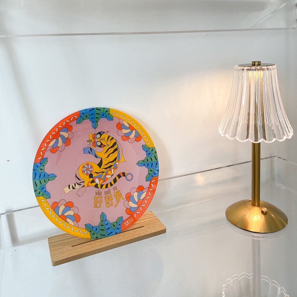 Modern Table Lamp Crystal Glass Shade With Gold Base - Product detail 29