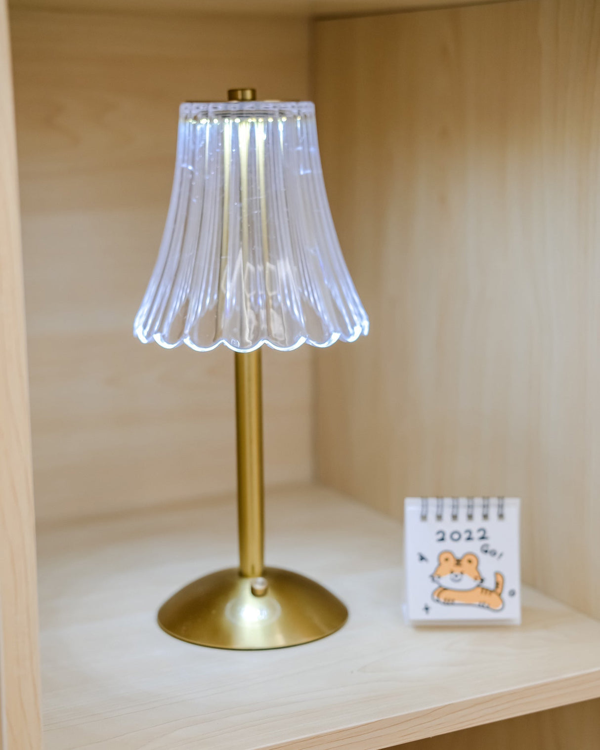 Modern Table Lamp Crystal Glass Shade With Gold Base - Product detail 35