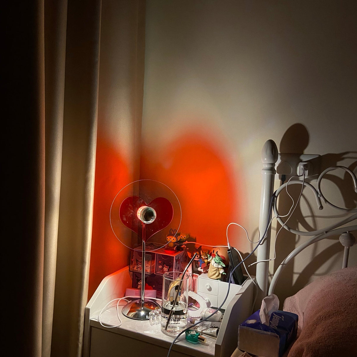 Heart LED Table Lamp Modern Rechargeable Metal Design - Product detail 16