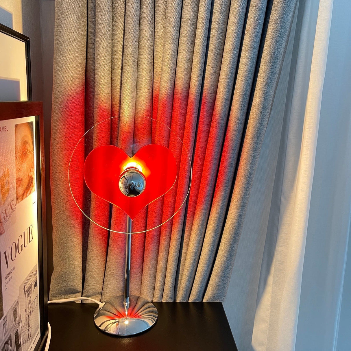 Heart LED Table Lamp Modern Rechargeable Metal Design - Product detail 40