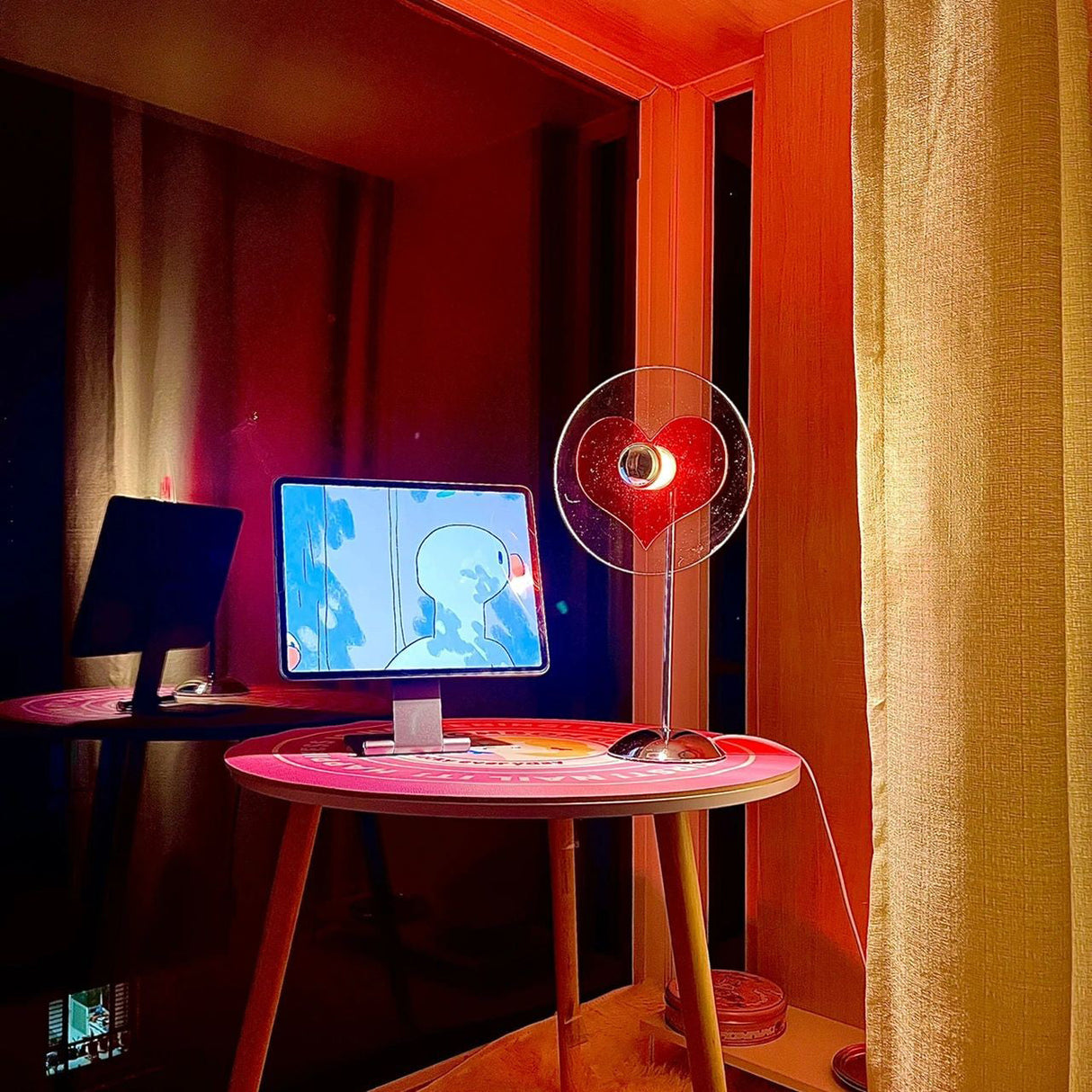 Heart LED Table Lamp Modern Rechargeable Metal Design - Product detail 6