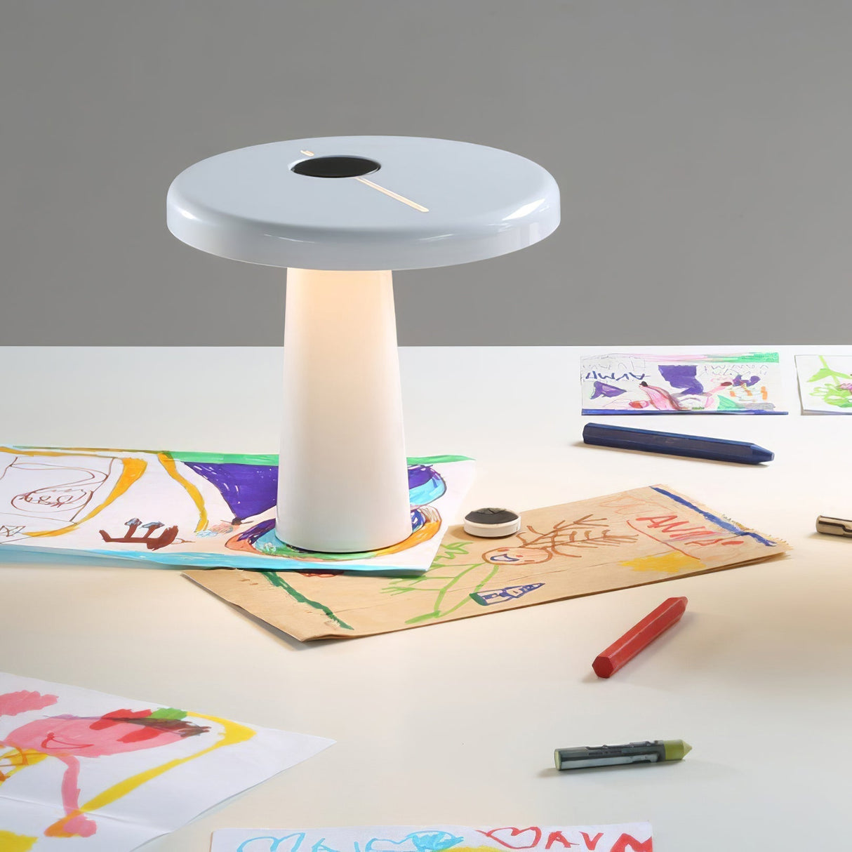 Modern LED Table Lamp Asymmetric Circular Design - Product detail 12