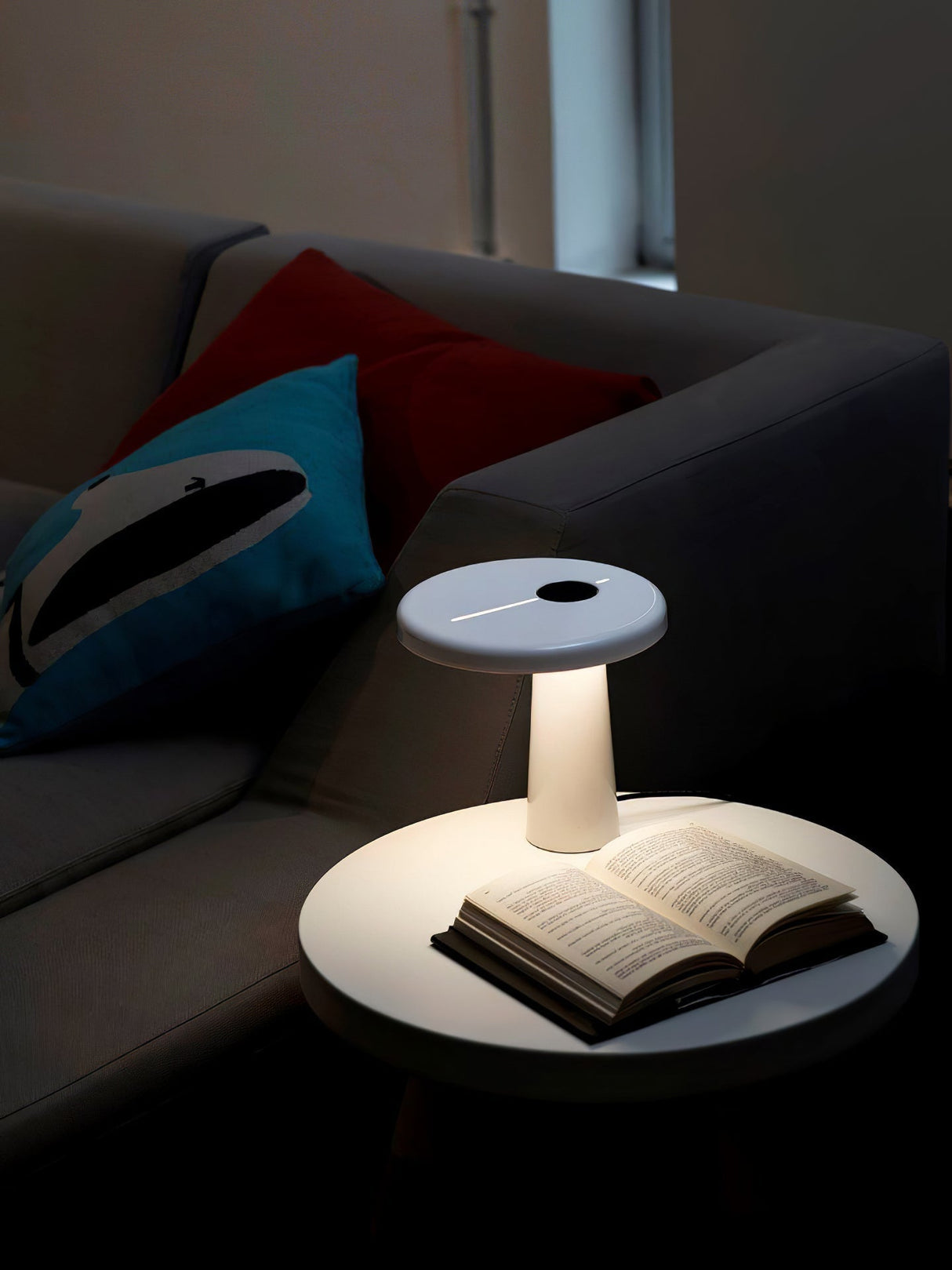 Modern LED Table Lamp Asymmetric Circular Design - Product detail 22