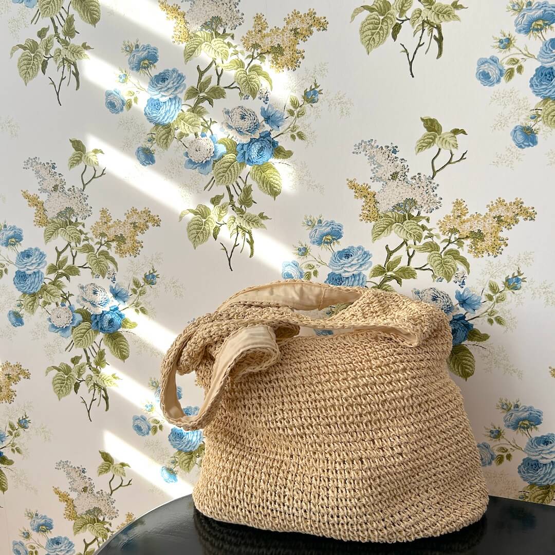 Handwoven Straw Tote Natural Beige Beach Bag - Detailed view