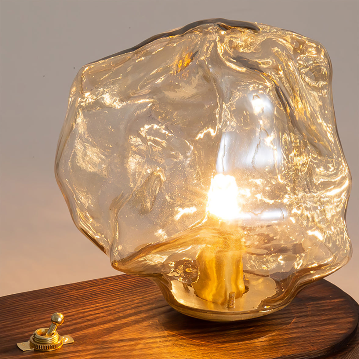 Vintage Table Lamp Amber Glass Wood Base Design - Product detail 5