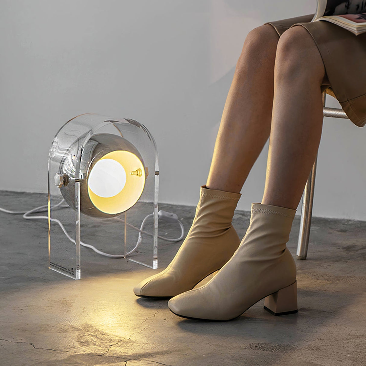 Modern Table Lamp Touch Sensor White Steel Design - Product detail 4