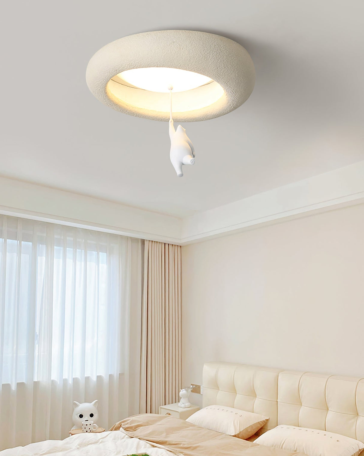 Modern Ceiling Light Sculptural Ring Design - Product detail 5