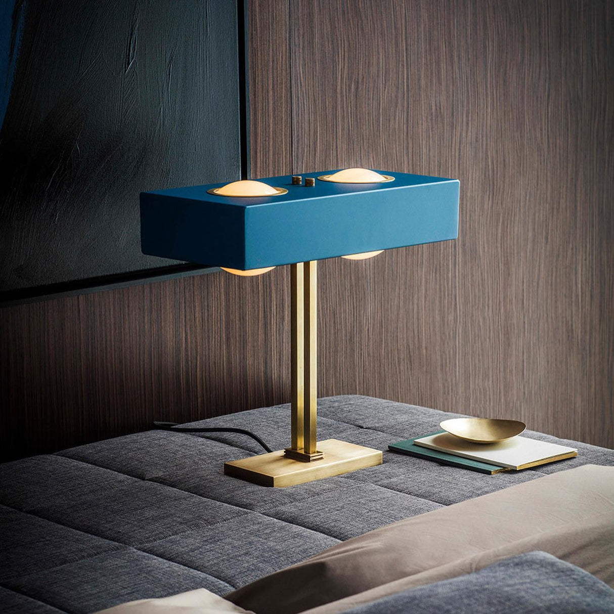 Modern Table Lamp Metal Base with Black Shade - Product detail 13
