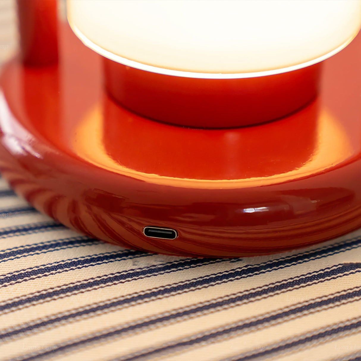 Portable LED Table Lamp Modern Metal Frame Glass Shade - Product detail 4