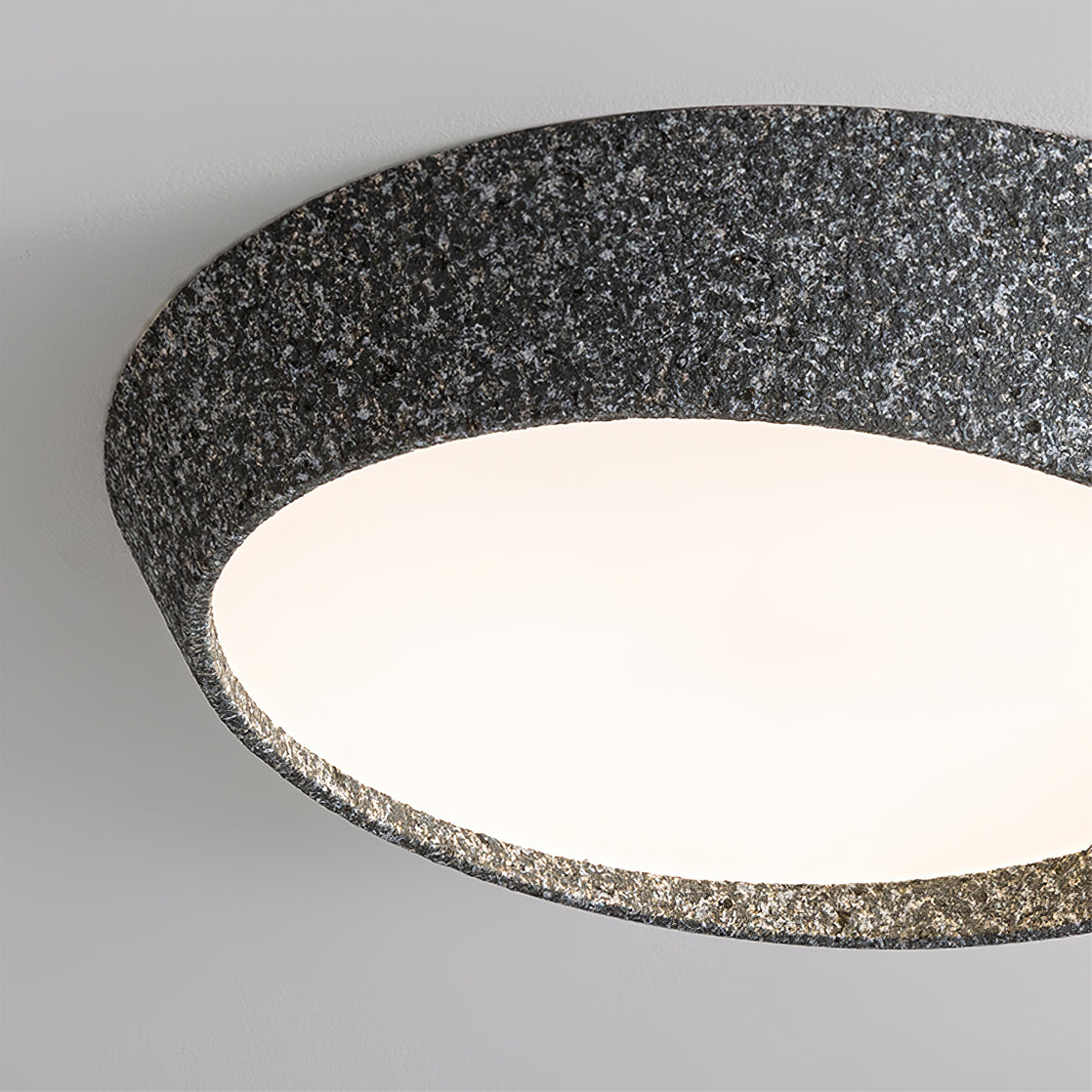 Modern Ceiling Light Textured Metal Oval Design - Product detail 15