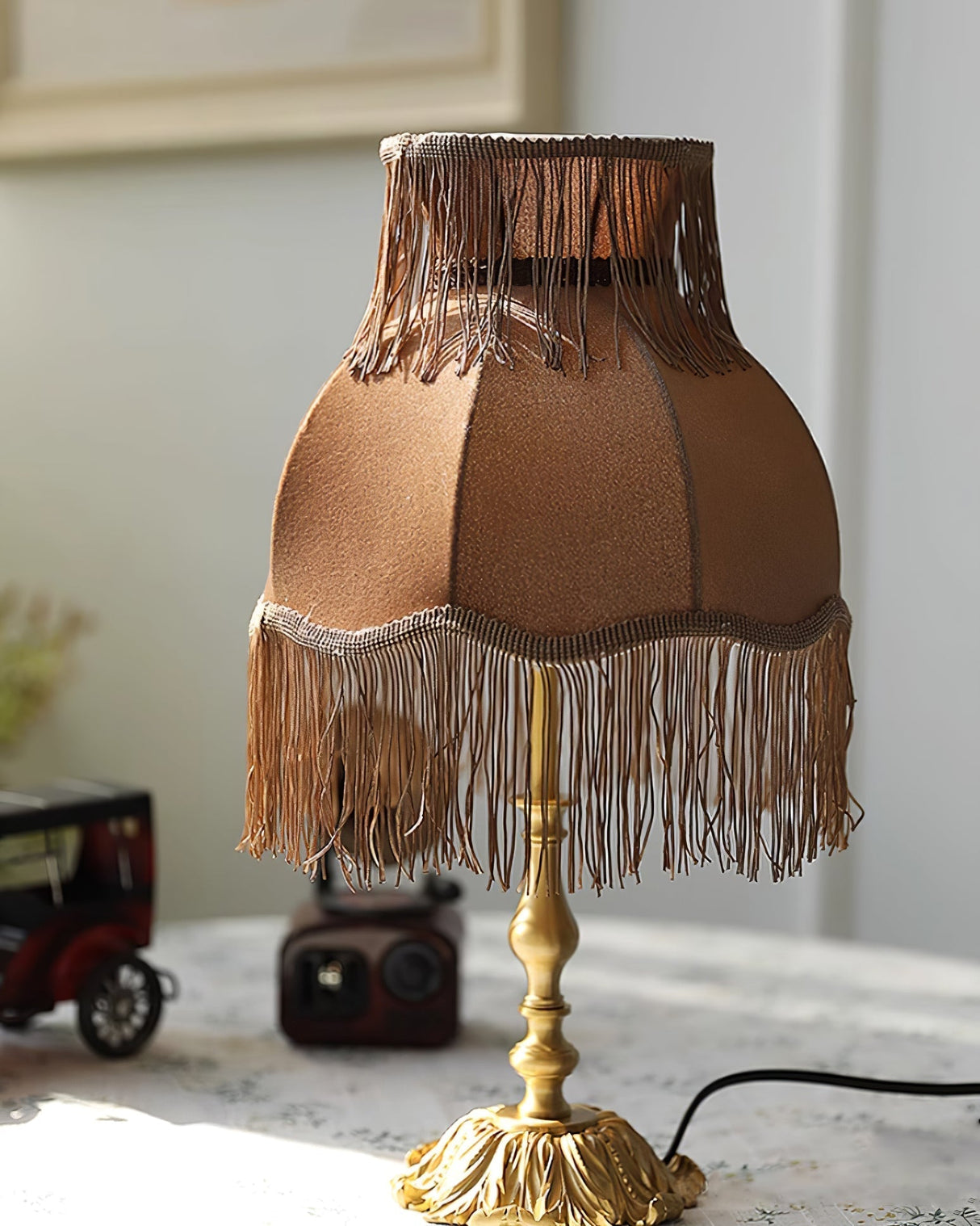 Vintage Table Lamp Brass Base with Fringed Velvet Shade - Product detail 23
