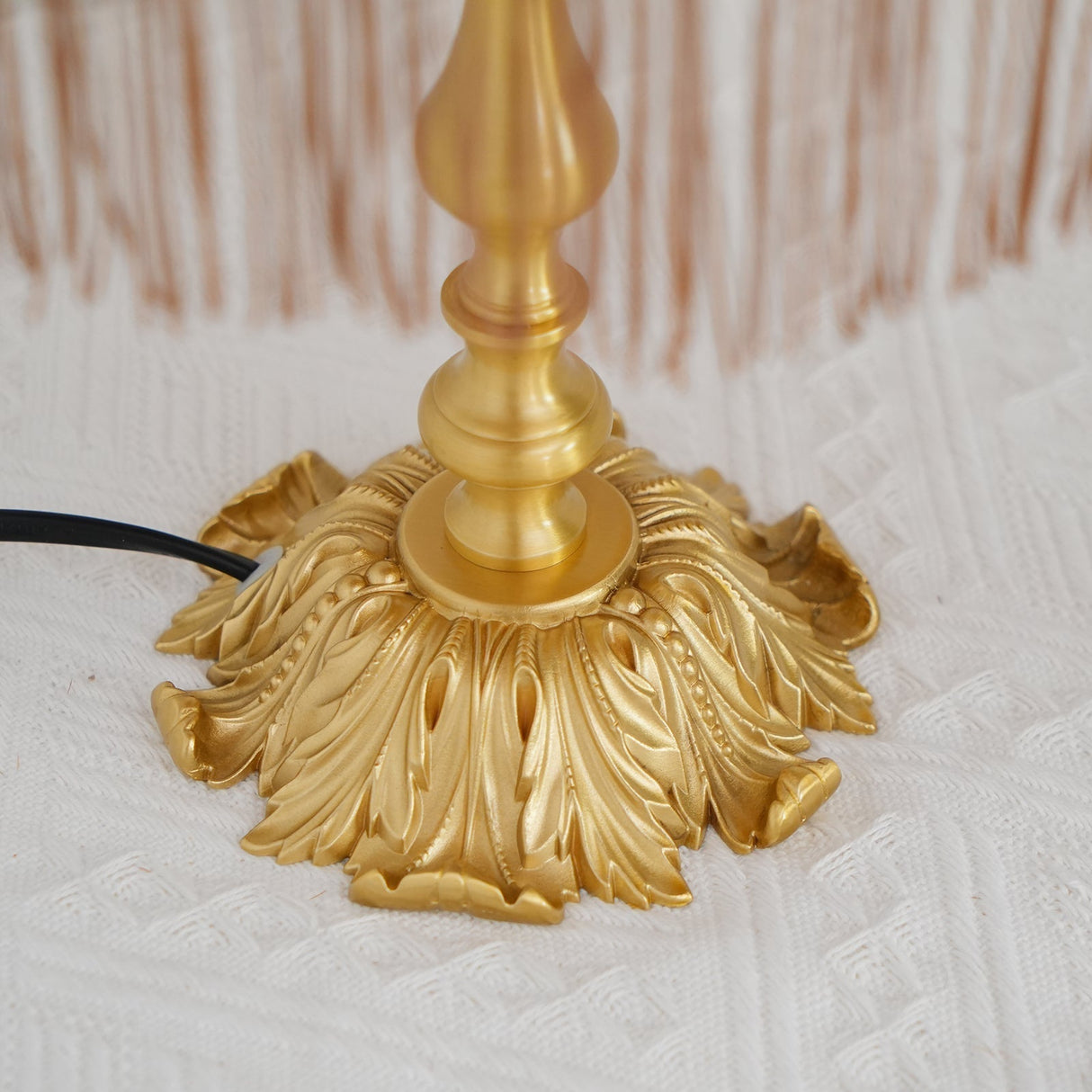 Vintage Table Lamp Brass Base with Fringed Velvet Shade - Product detail 32