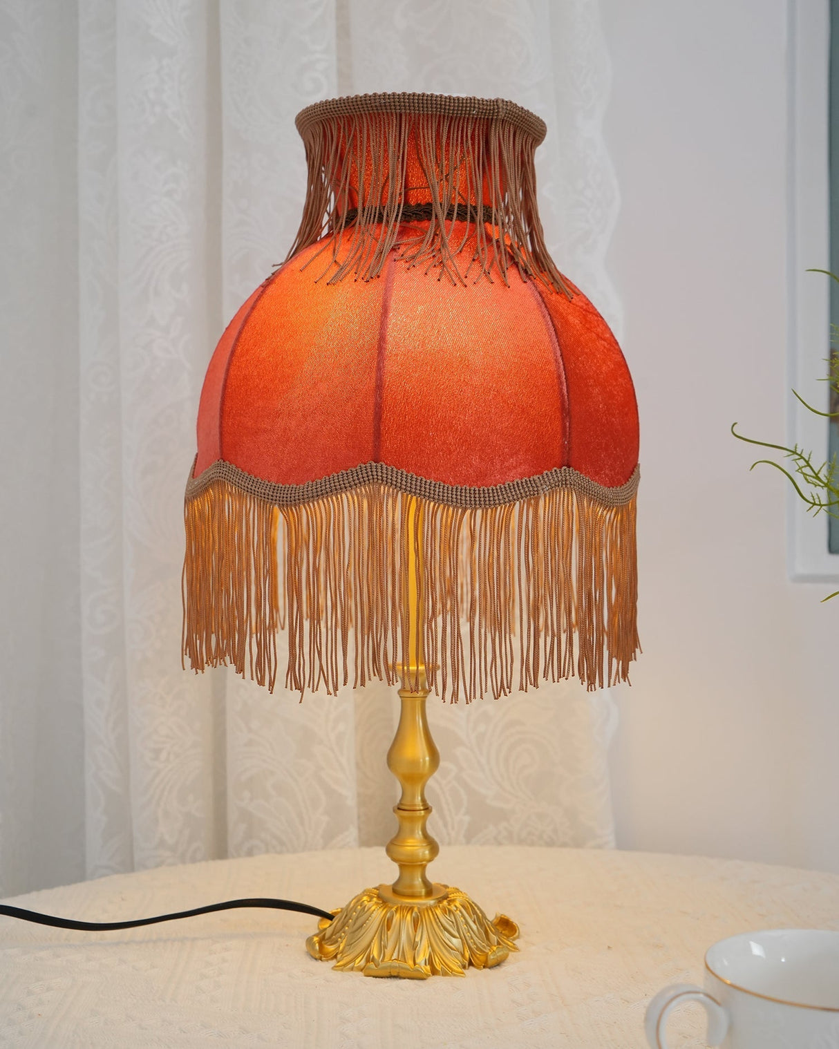 Vintage Table Lamp Brass Base with Fringed Velvet Shade - Product detail 30