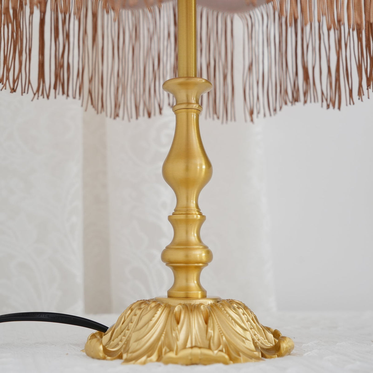 Vintage Table Lamp Brass Base with Fringed Velvet Shade - Product detail 31