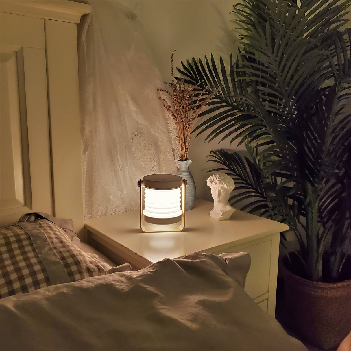 Portable Table Lamp Honeycomb Design with Wooden Handle - Product detail 23