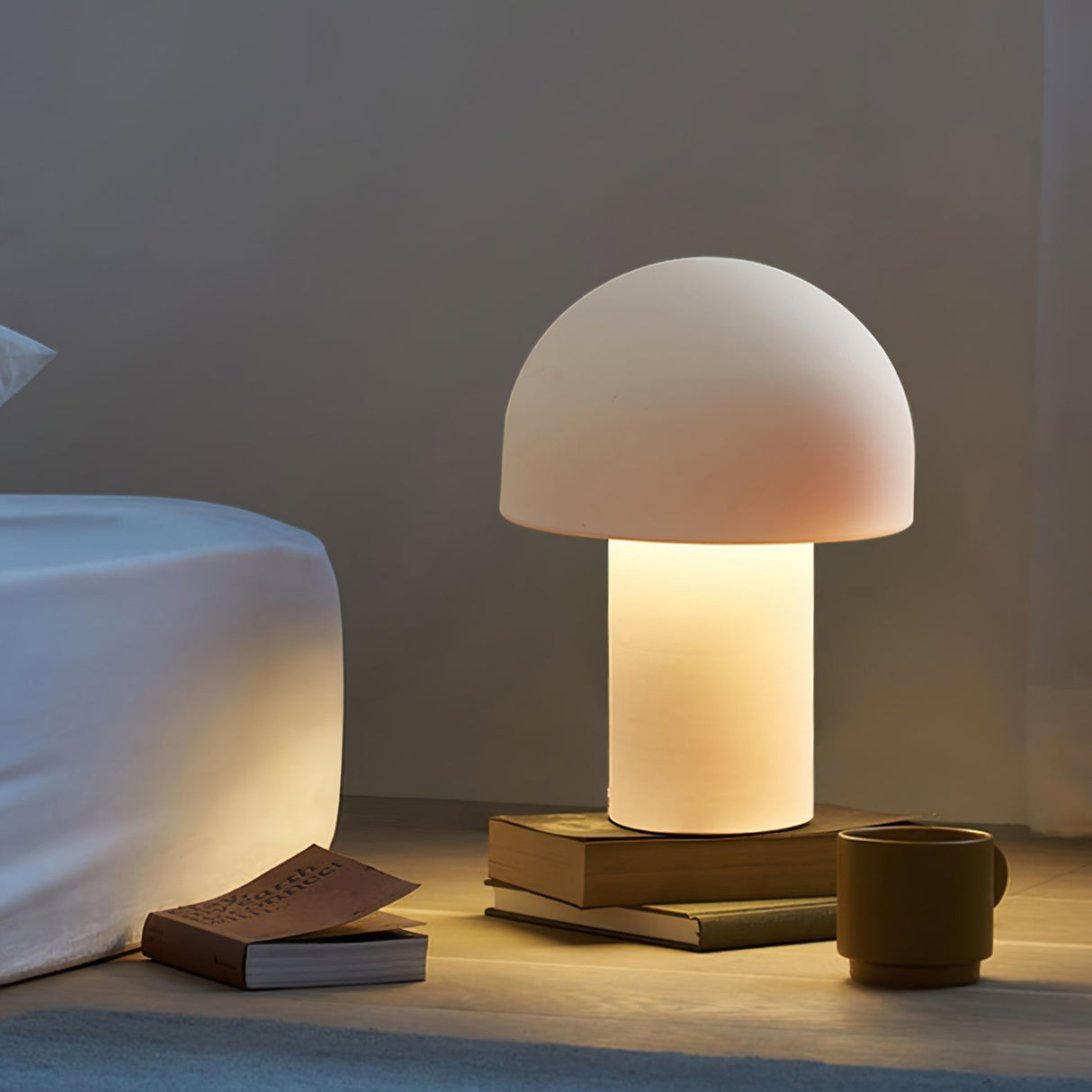 Modern Mushroom Table Lamp Metal Dome Design - Product detail 6