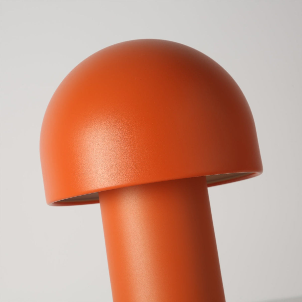 Modern Mushroom Table Lamp Metal Dome Design - Product detail 12