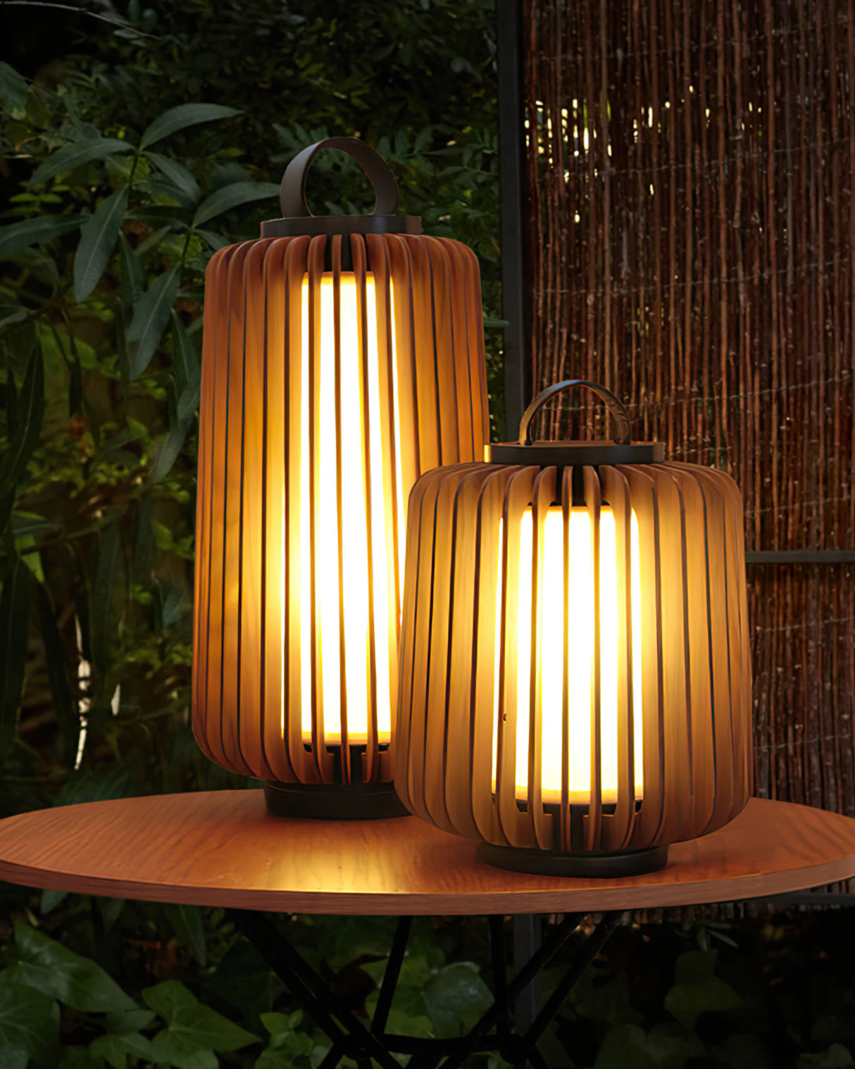 Modern Outdoor Table Lamp Wood Slat Lantern Design - Product detail 32