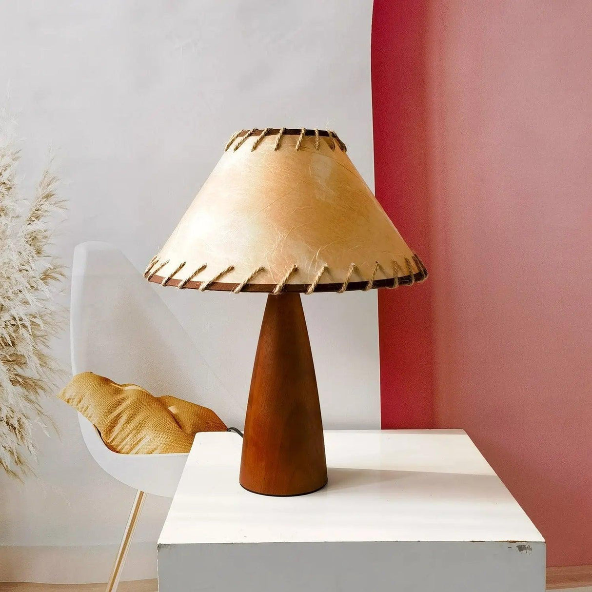 Retro Solid Wood Table Lamp Conical Shade With Stitched Detail - Product detail 4