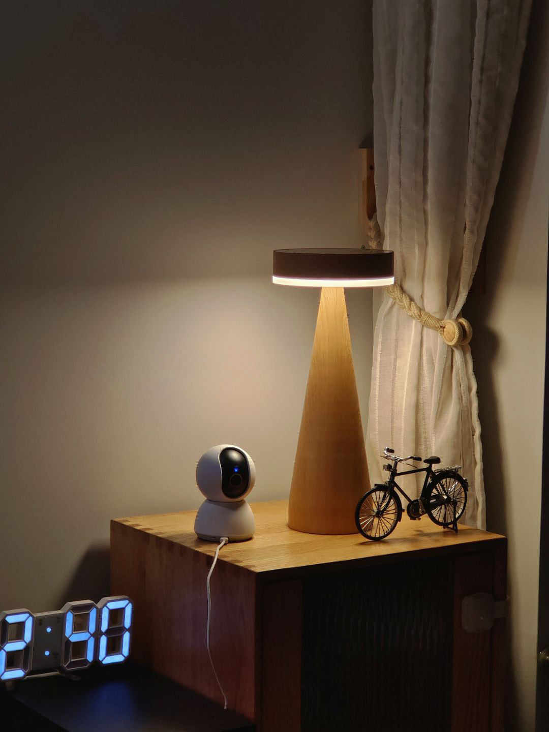 Wooden Table Lamp Minimalist Maritime Design - Product detail 13