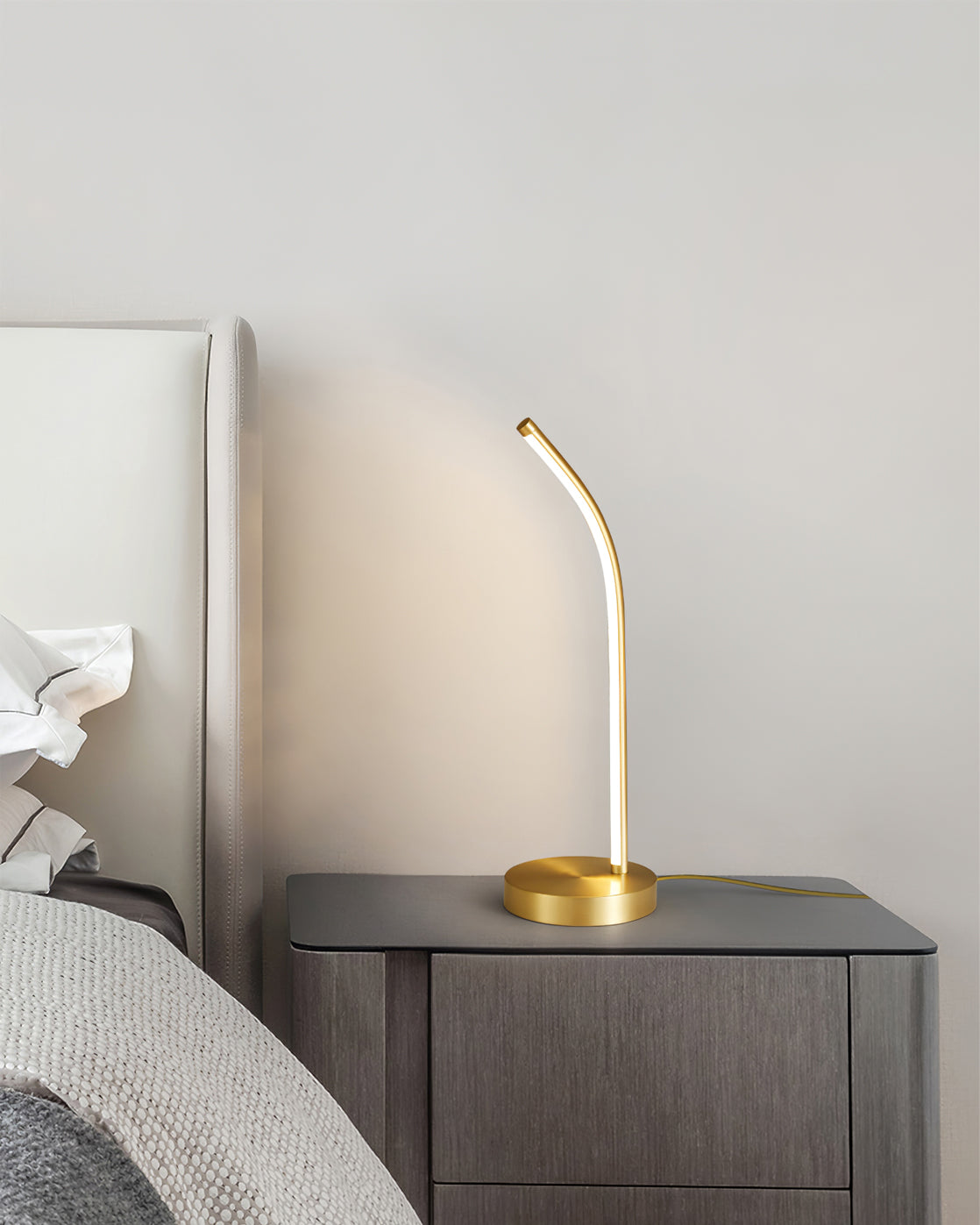Modern LED Desk Lamp Curved Brass Design - Product example